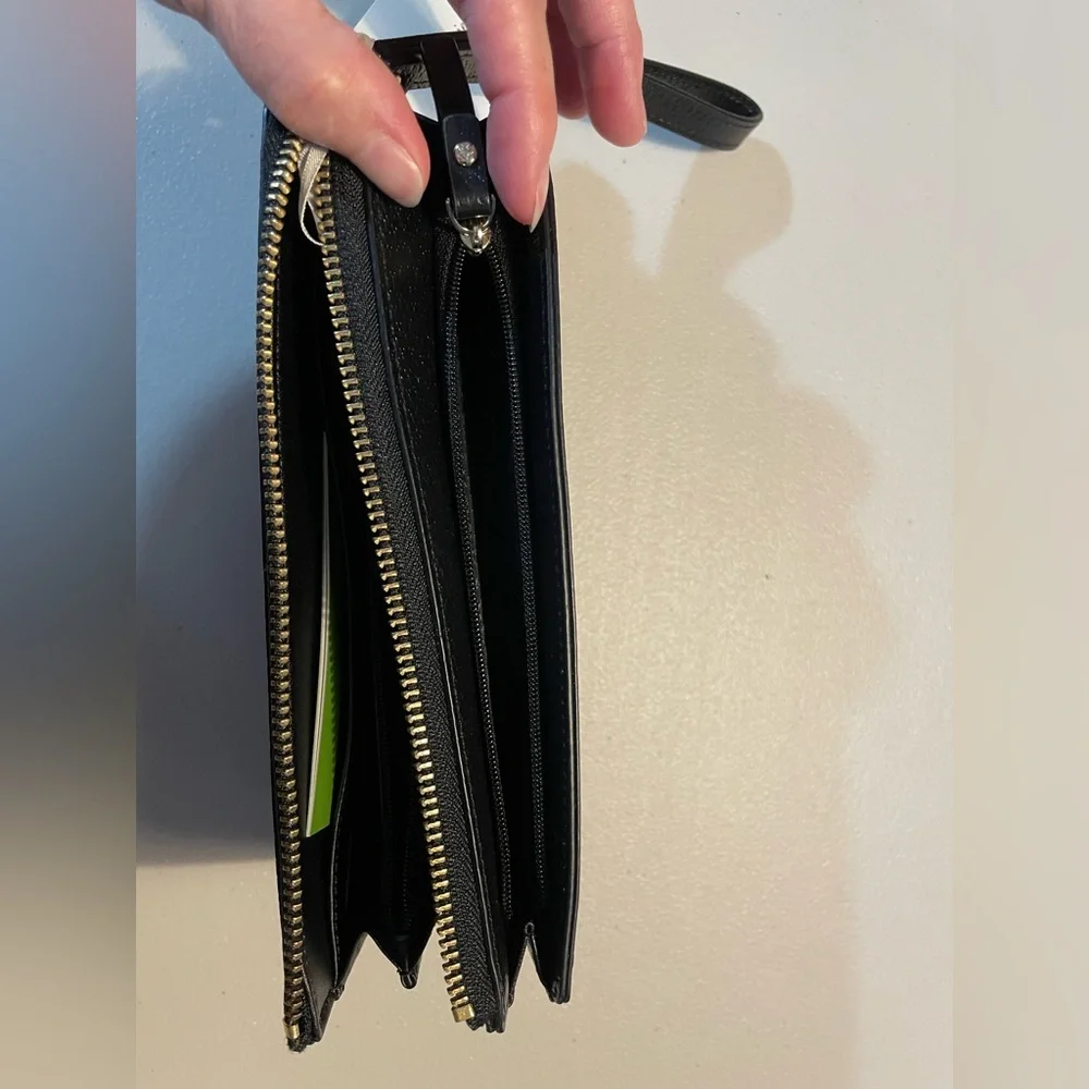 NWT Kate Spade Pebbled Layton Black Leather Wristlet - Picture 5 of 7